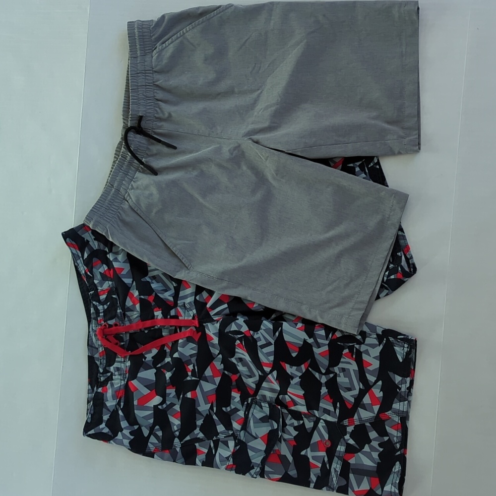 (2) Lot Bundle of Boys Shorts Large 14/16